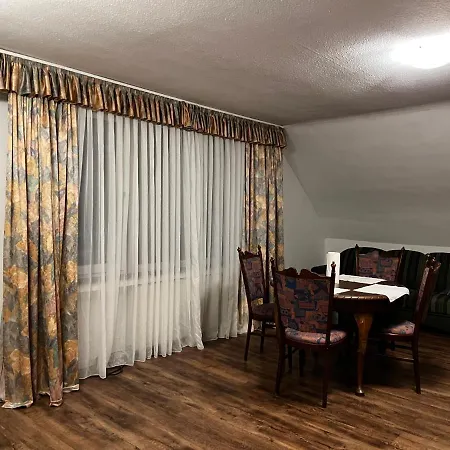 4-zimmer Mit Balkon *